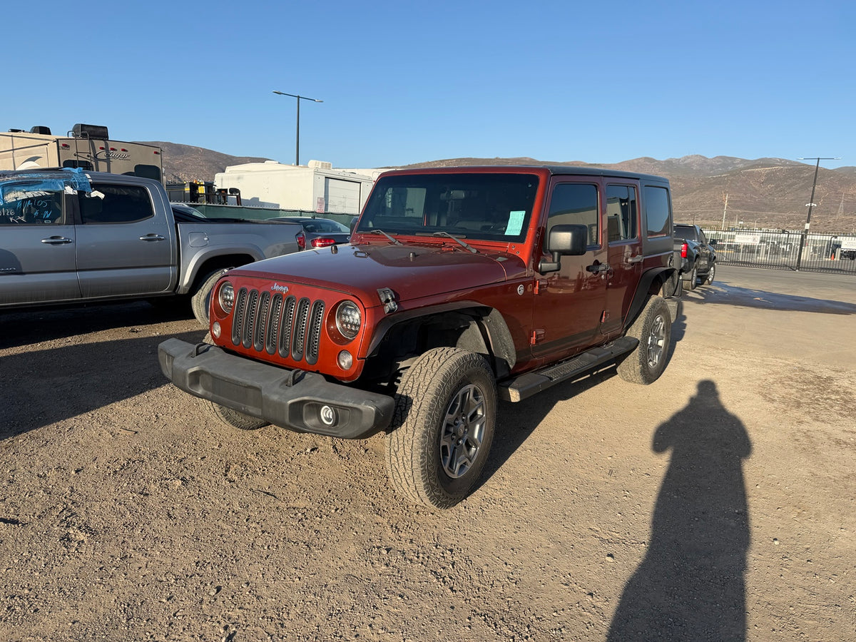 Jeep Wrangler Unlimited 2014 rojo vista frontal